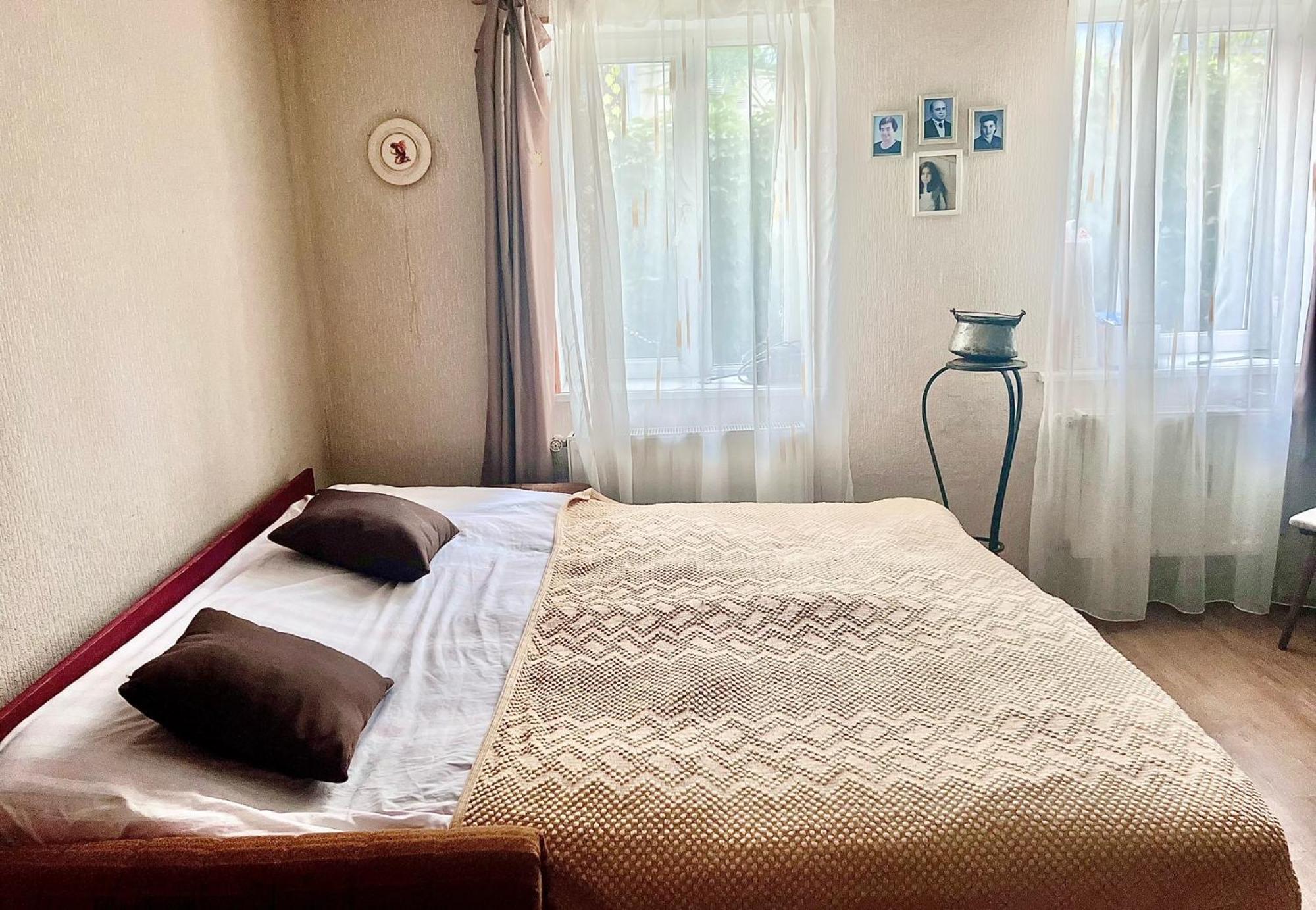 Home Inn-Guesthouse Lagodekhi Δωμάτιο φωτογραφία